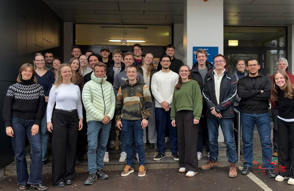 Die Gruppe des 14. AGA Studierendenkurs Knie Die Gruppe des 14. AGA Studierendenkurs Knie